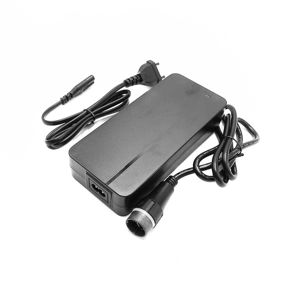 Cargador de Bateria Yamaha Batterie 500Wh 42v 4A