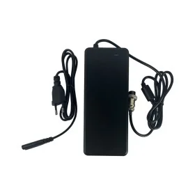 Cargador 52V ➡️ 58,8V / 2A (conector GX16-3p)